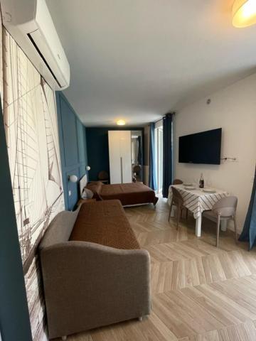 Residenza Marina Apartment Riva Ligure Ngoại thất bức ảnh
